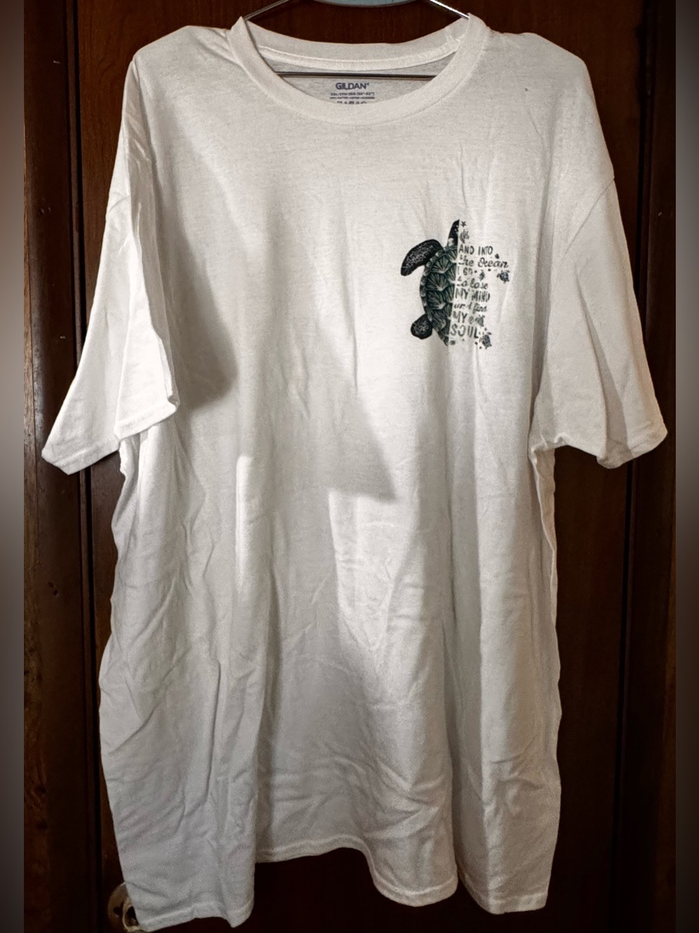 Turtle “and into the ocean I go to lose my mind and find my soul” T-shirt.